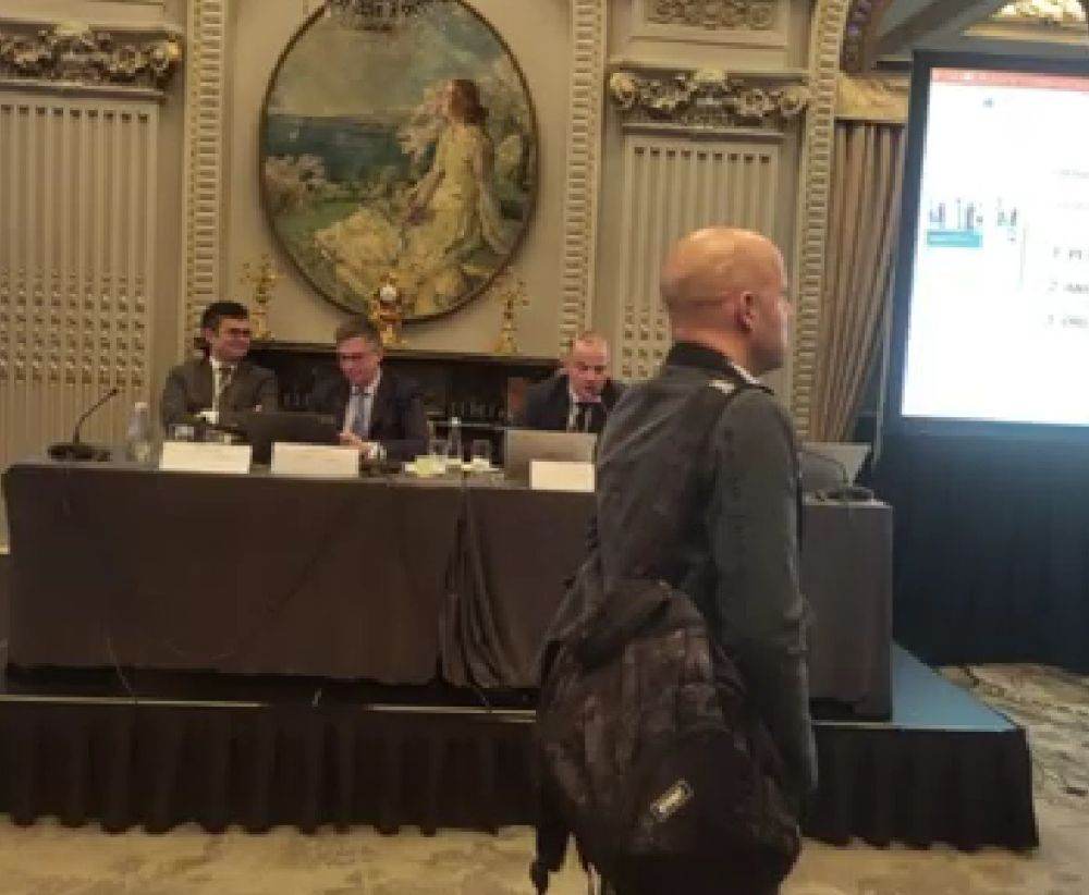 Surse: Reprezentanţii statului au părăsit AGA FP, blocând astfel alegerea noului board